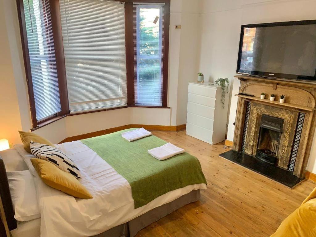 Guest House Balham, South London Spacious, Lambert, 6 Rooms Available חדר תמונה