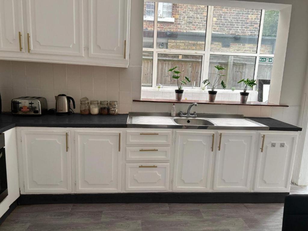 Guest House Balham, South London Spacious, Lambert, 6 Rooms Available מראה חיצוני תמונה